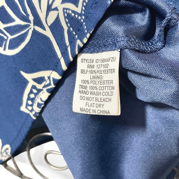 Blue & Cream Floral Bell Sleeve Dress with Crochet Lace Trim - Picture 7 of 7